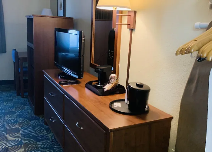 Americinn By Wyndham Kewanee