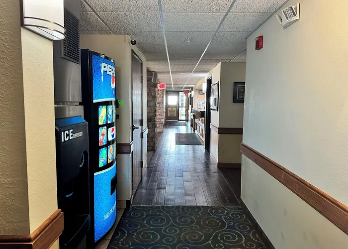 Americinn By Wyndham Motel